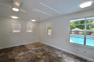205 Florida Ave, Gulf Breeze, FL 32561 - Photo 31
