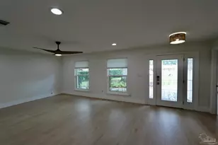 205 Florida Ave, Gulf Breeze, FL 32561 - Photo 11