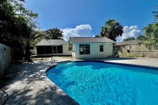 205 Florida Ave, Gulf Breeze, FL 32561 - Photo 35