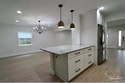 205 Florida Ave, Gulf Breeze, FL 32561 - Photo 7