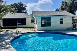 205 Florida Ave, Gulf Breeze, FL 32561 - Photo 37