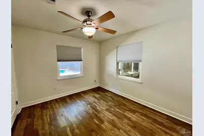205 Florida Ave, Gulf Breeze, FL 32561 - Photo 23