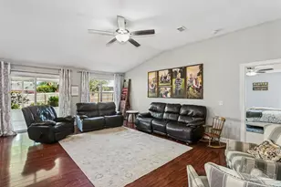 3104 Lost Creek Dr, Cantonment, FL 32533 - Photo 9