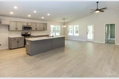 7606 Small Pines St, Milton, FL 32583 - Photo 9