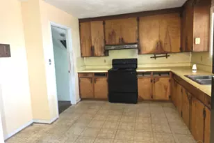 1402 E Leonard St, Pensacola, FL 32503 - Photo 5