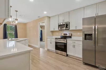 295 W Kingsfield Rd, Cantonment, FL 32533 - Photo 9