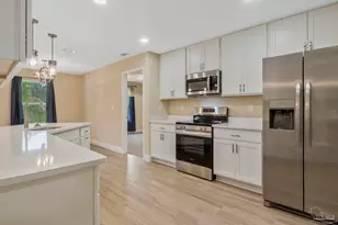 295 W Kingsfield Rd, Cantonment, FL 32533 - Photo 9