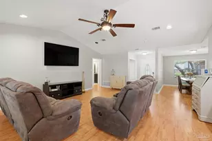 2569 Cypress Point Cir, Navarre, FL 32566 - Photo 9