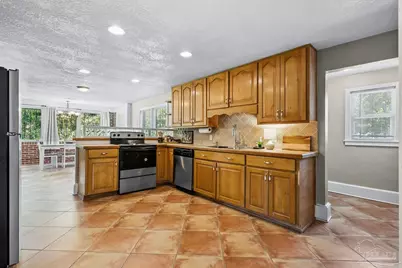 1000 W Lee St, Pensacola, FL 32501 - Photo 11