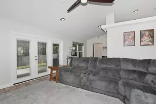 7878 Lola Cir, Navarre, FL 32566 - Photo 7