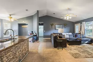 3174 Windjammer Ct, Pensacola, FL 32526 - Photo 9