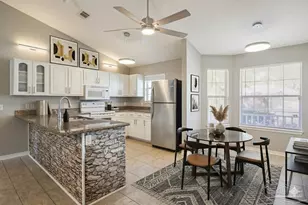 3174 Windjammer Ct, Pensacola, FL 32526 - Photo 11