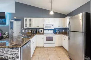 3174 Windjammer Ct, Pensacola, FL 32526 - Photo 13