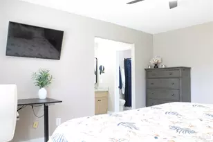 4245 Frasier Ln, Pace, FL 32571 - Photo 9