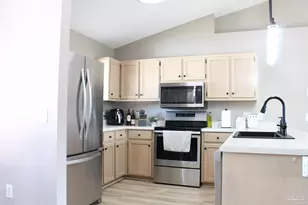 4245 Frasier Ln, Pace, FL 32571 - Photo 15