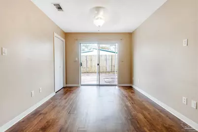 2060 Cambridge Cir, Pensacola, FL 32514 - Photo 9