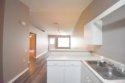 309 Loveland Cir, Pensacola, FL 32526 - Photo 5