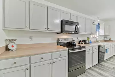 5691 Berrybrook Cr, Pace, FL 32571 - Photo 5