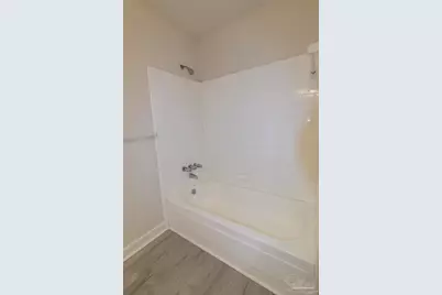 6945 Falcon Dr, Pensacola, FL 32526 - Photo 21