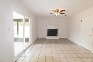 6945 Falcon Dr, Pensacola, FL 32526 - Photo 15