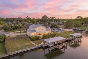 1044 Aquamarine Dr, Gulf Breeze, FL 32563 - Photo 1