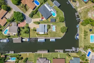 1044 Aquamarine Dr, Gulf Breeze, FL 32563 - Photo 67