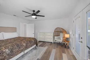 1044 Aquamarine Dr, Gulf Breeze, FL 32563 - Photo 19
