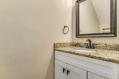 126 Bay Bridge Dr, Gulf Breeze, FL 32561 - Photo 13