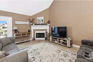 389 Clubhouse Dr, Gulf Shores, AL 36542 - Photo 13