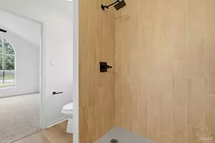 811 Boulevard De L'Orleans, Mary Esther, FL 32569 - Photo 9