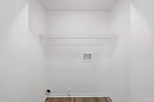 811 Boulevard De L'Orleans, Mary Esther, FL 32569 - Photo 31