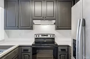 811 Boulevard De L'Orleans, Mary Esther, FL 32569 - Photo 19