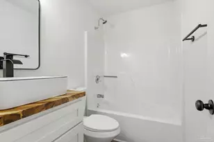 811 Boulevard De L'Orleans, Mary Esther, FL 32569 - Photo 11