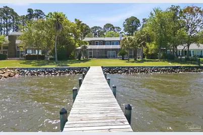 2748 Sunrunner Ln, Gulf Breeze, FL 32563 - Photo 47