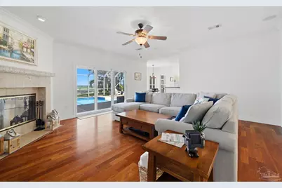 2748 Sunrunner Ln, Gulf Breeze, FL 32563 - Photo 9