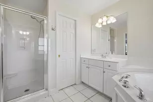 2748 Sunrunner Ln, Gulf Breeze, FL 32563 - Photo 37