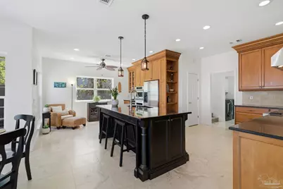 2748 Sunrunner Ln, Gulf Breeze, FL 32563 - Photo 13