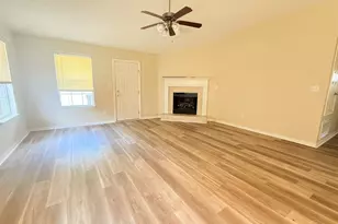 5008 Orlando Ct, Pensacola, FL 32526 - Photo 5