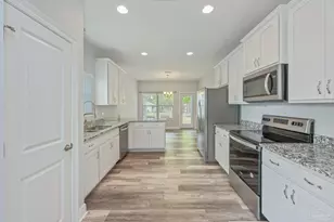 6160 Hayes Dr, Crestview, FL 32539 - Photo 9