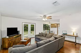 7367 Baywoods Ln, Pensacola, FL 32504 - Photo 3