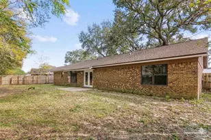 7367 Baywoods Ln, Pensacola, FL 32504 - Photo 25