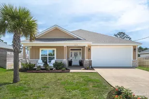 1612 Ponderosa Dr, Gulf Breeze, FL 32566 - Photo 1