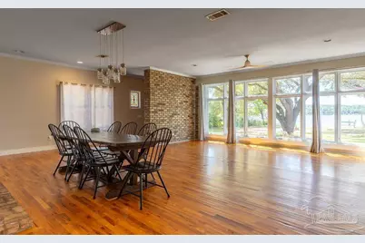 2125 Bainbridge Ave, Pensacola, FL 32507 - Photo 9