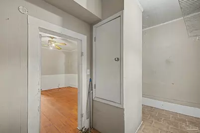 2410 N Tarragona St, Pensacola, FL 32503 - Photo 11