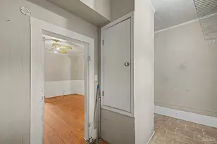 2410 N Tarragona St, Pensacola, FL 32503 - Photo 11