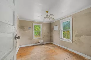 2410 N Tarragona St, Pensacola, FL 32503 - Photo 5