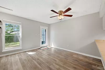 6055 Hilburn Rd, Pensacola, FL 32504 - Photo 9