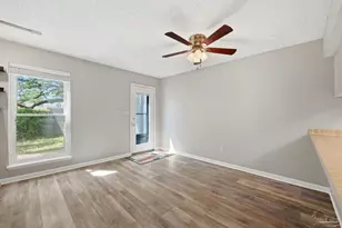 6055 Hilburn Rd, Pensacola, FL 32504 - Photo 9