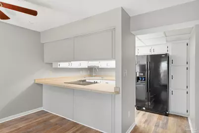 6055 Hilburn Rd, Pensacola, FL 32504 - Photo 11