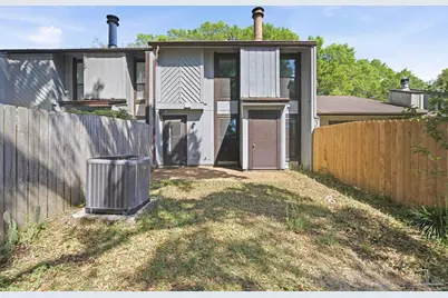 6055 Hilburn Rd, Pensacola, FL 32504 - Photo 33